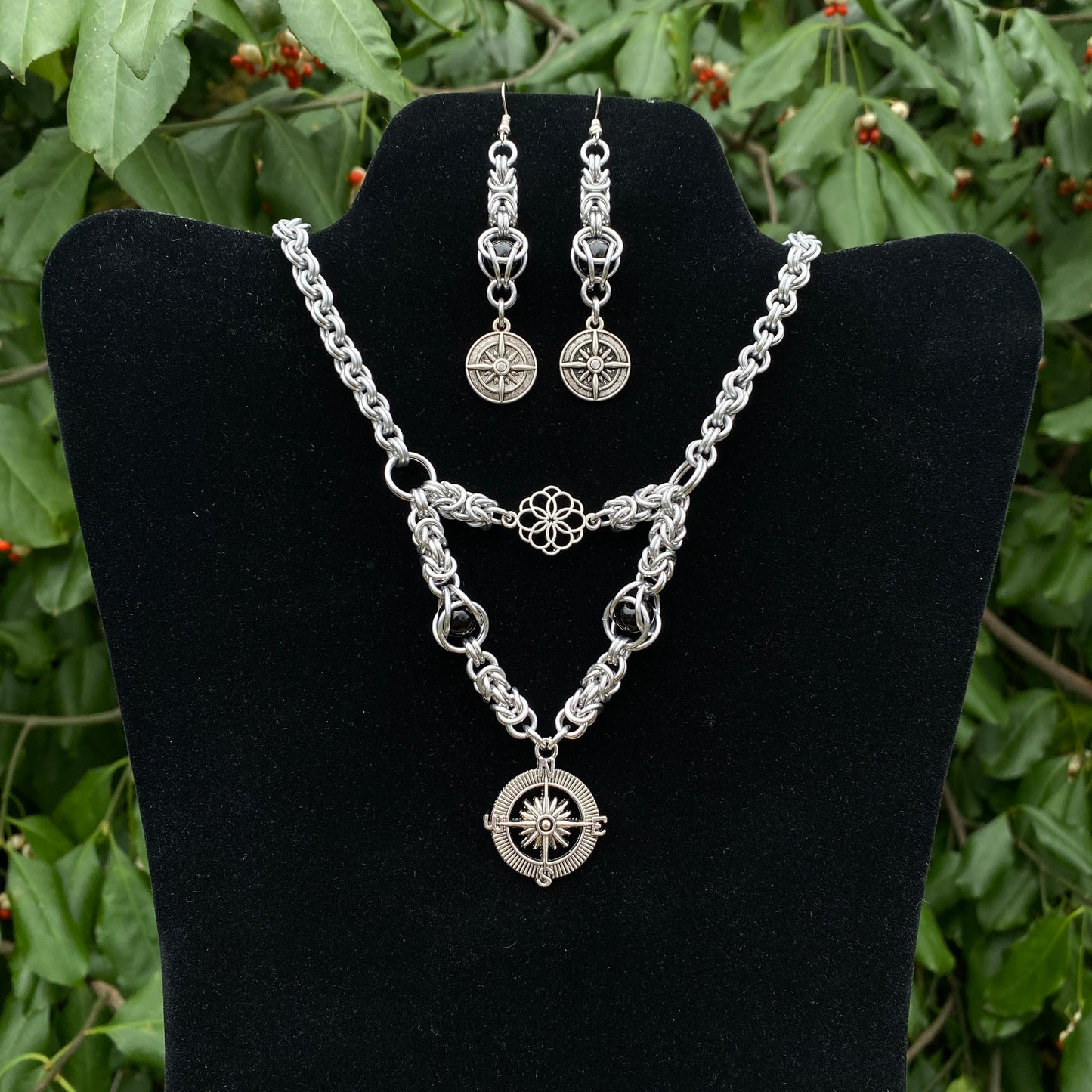 Compass chainmail jewelry set